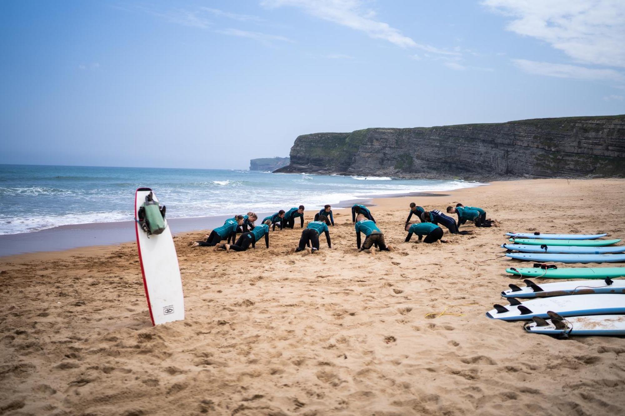 Liquid Surfhouse Hostel Langre  Exterior foto